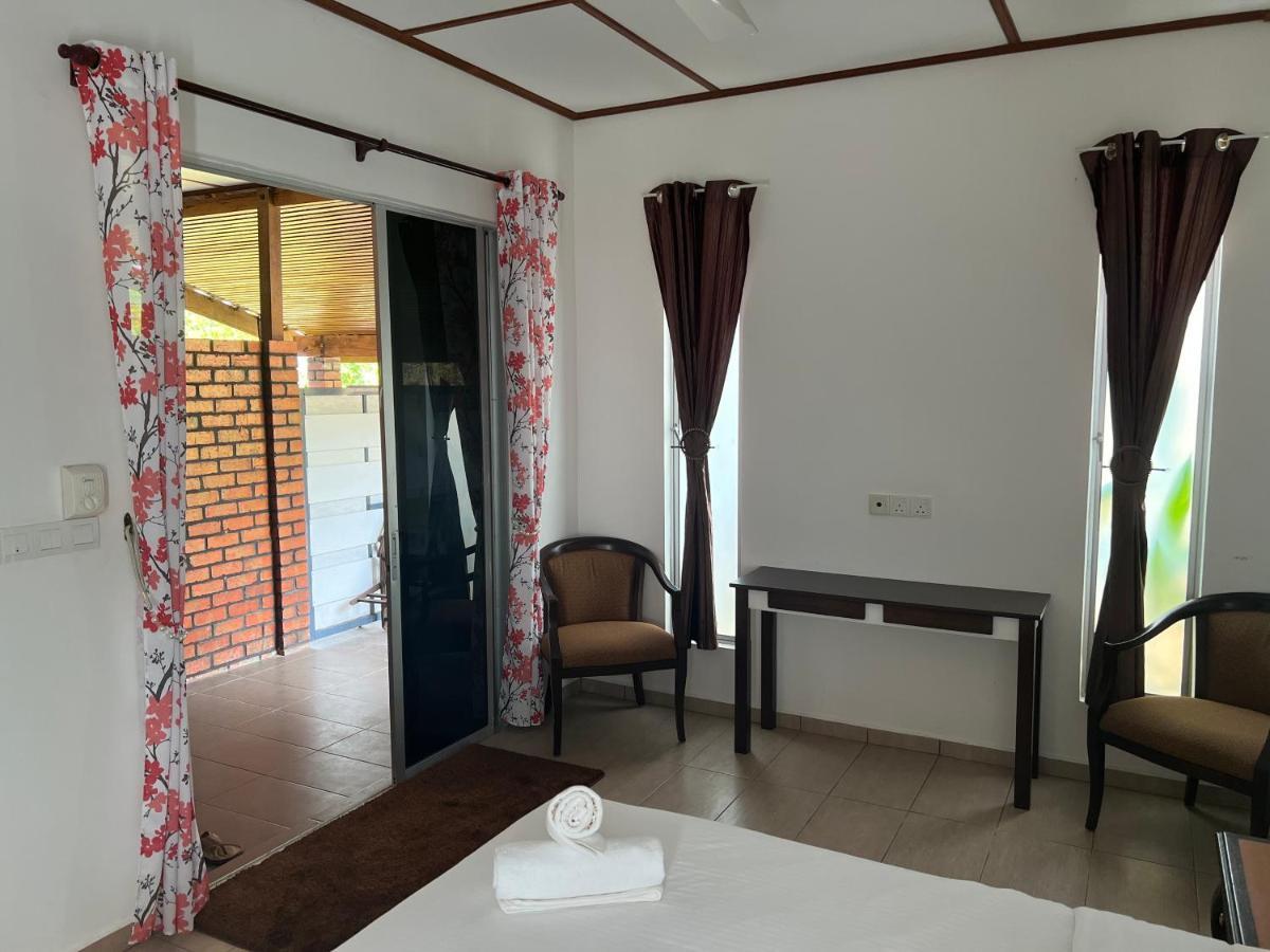 Hujung Kampung Resort Pantai Cenang  Exterior foto